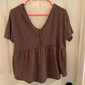 American Eagle flowy, open back tied back